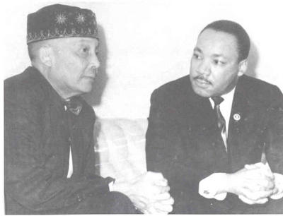 Elijah Muhammad meeting with Martin Luther King, Jr.